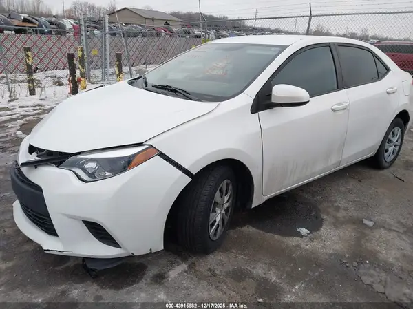 5YFBURHEXGP541218 2016 TOYOTA COROLLA - Image 2