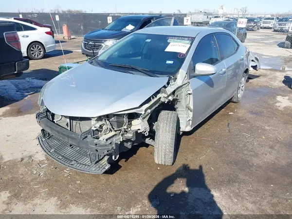 5YFBURHEXGP541347 2016 TOYOTA COROLLA - Image 2