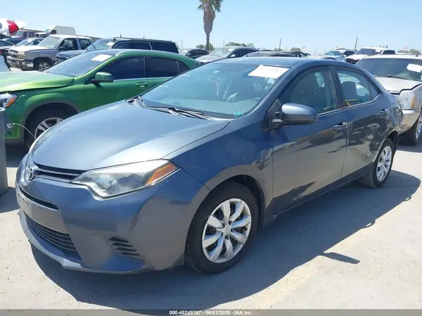 5YFBURHEXGP542403 2016 TOYOTA COROLLA - Image 2
