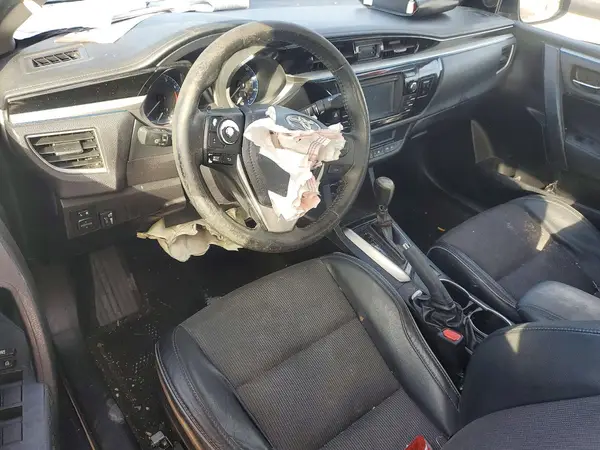 5YFBURHEXGP543034 2016 TOYOTA COROLLA - Image 8
