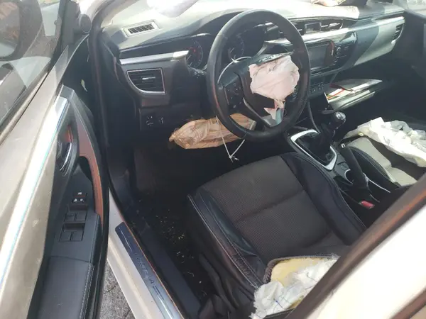 5YFBURHEXGP545947 2016 TOYOTA COROLLA - Image 8