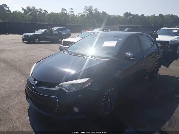 5YFBURHEXGP550629 2016 TOYOTA COROLLA - Image 2