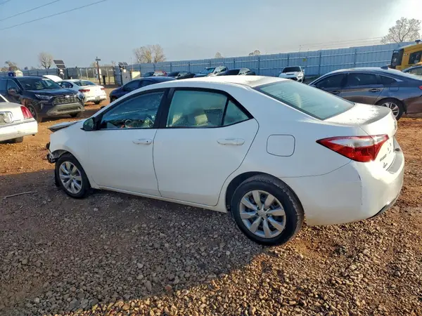 5YFBURHEXGP558424 2016 TOYOTA COROLLA - Image 2