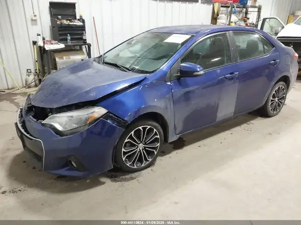 5YFBURHEXGP561811 2016 TOYOTA COROLLA - Image 2
