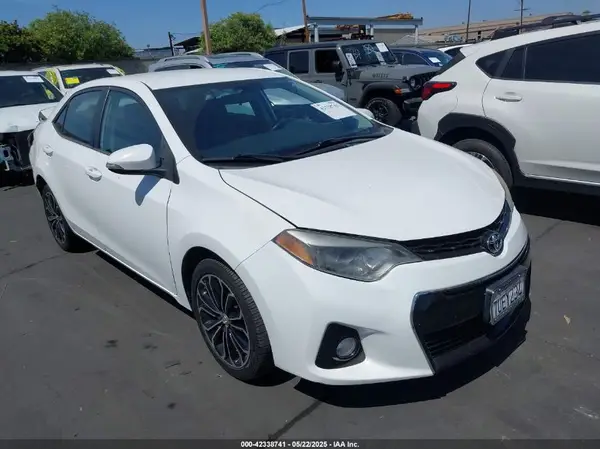 5YFBURHEXGP562523 2016 TOYOTA COROLLA - Image 1
