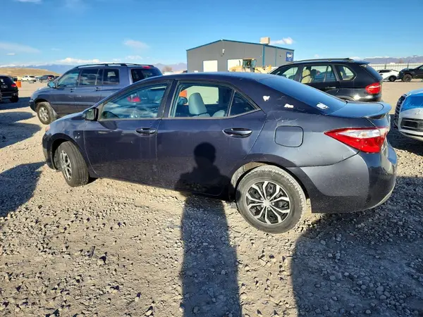 5YFBURHEXGP563607 2016 TOYOTA COROLLA - Image 2