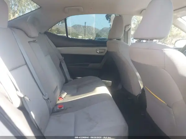 5YFBURHEXGP566670 2016 TOYOTA COROLLA - Image 8