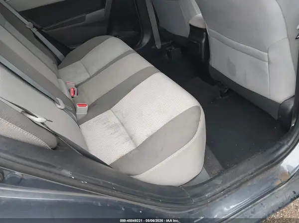 5YFBURHEXHP571403 2017 TOYOTA COROLLA - Image 8