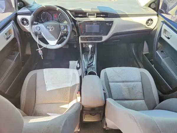5YFBURHEXHP572065 2017 TOYOTA COROLLA - Image 8
