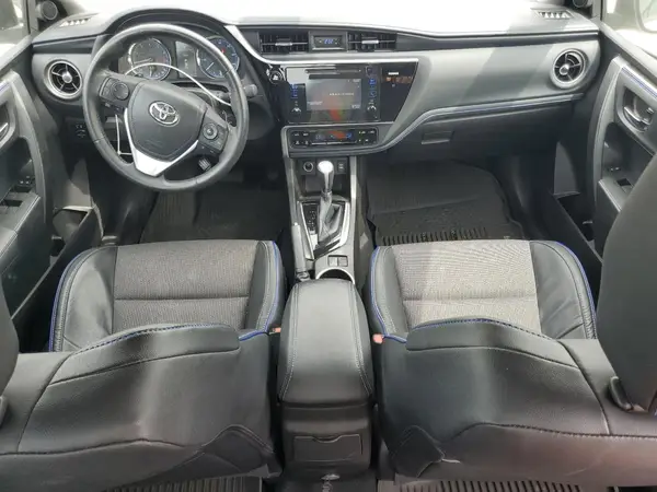 5YFBURHEXHP575144 2017 TOYOTA COROLLA - Image 8