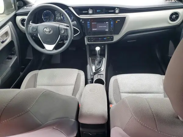 5YFBURHEXHP575208 2017 TOYOTA COROLLA - Image 8