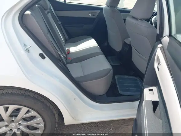 5YFBURHEXHP575791 2017 TOYOTA COROLLA - Image 8