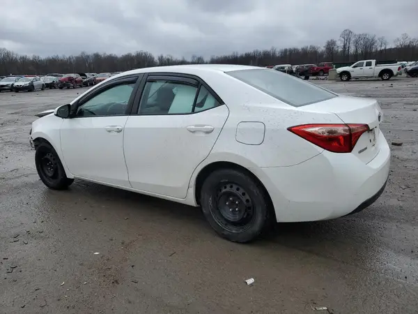 5YFBURHEXHP580912 2017 TOYOTA COROLLA - Image 2