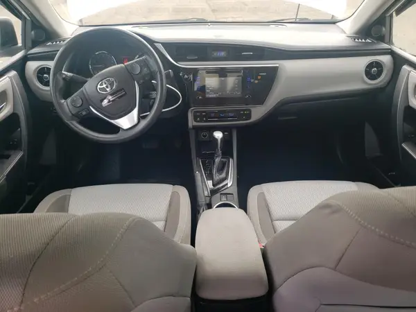5YFBURHEXHP582384 2017 TOYOTA COROLLA - Image 8