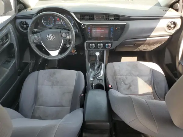 5YFBURHEXHP586712 2017 TOYOTA COROLLA - Image 8
