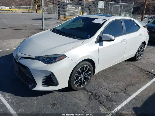 5YFBURHEXHP590999 2017 TOYOTA COROLLA - Image 2
