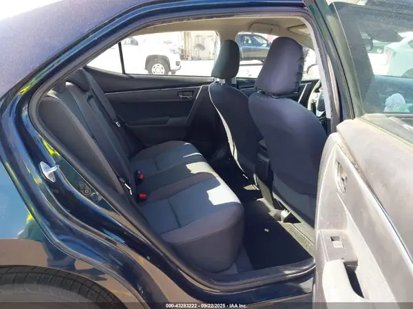 5YFBURHEXHP593773 2017 TOYOTA COROLLA - Image 8
