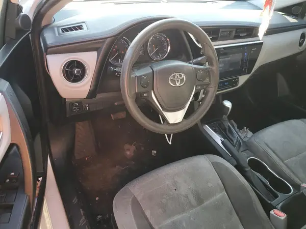 5YFBURHEXHP599458 2017 TOYOTA COROLLA - Image 8