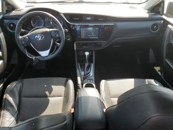 5YFBURHEXHP601421 2017 TOYOTA COROLLA - Image 8