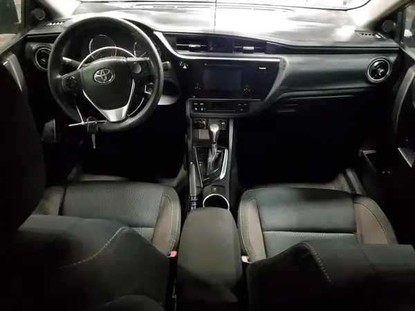 5YFBURHEXHP601631 2017 TOYOTA COROLLA - Image 8
