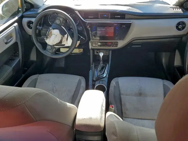 5YFBURHEXHP604299 2017 TOYOTA COROLLA - Image 8