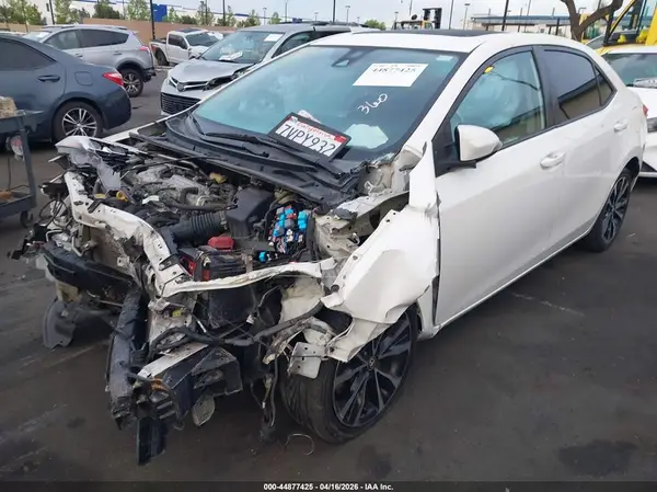 5YFBURHEXHP605386 2017 TOYOTA COROLLA - Image 2