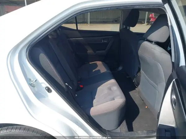 5YFBURHEXHP606280 2017 TOYOTA COROLLA - Image 8