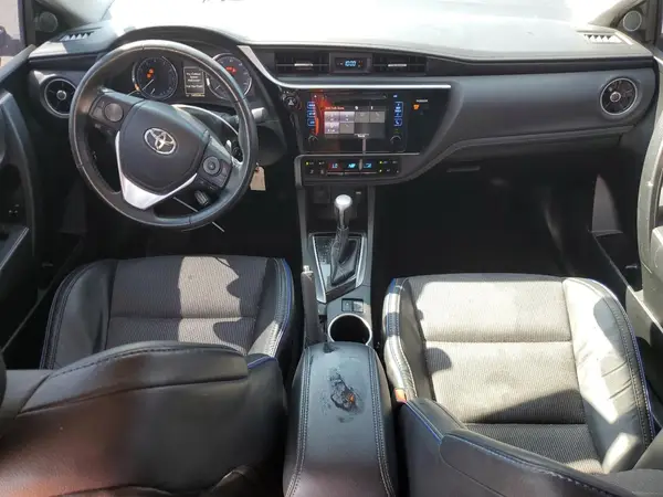 5YFBURHEXHP607171 2017 TOYOTA COROLLA - Image 8