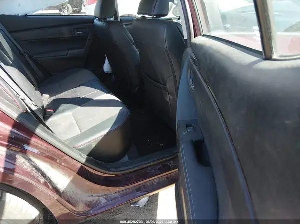 5YFBURHEXHP609230 2017 TOYOTA COROLLA - Image 8