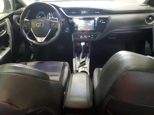 5YFBURHEXHP614248 2017 TOYOTA COROLLA - Image 8