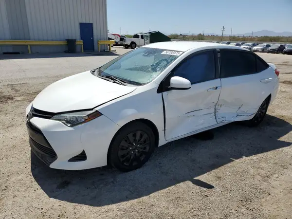 5YFBURHEXHP616615 2017 TOYOTA COROLLA - Image 1