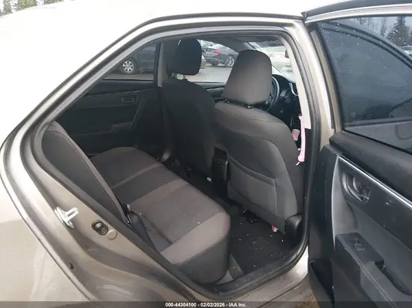 5YFBURHEXHP618008 2017 TOYOTA COROLLA - Image 8