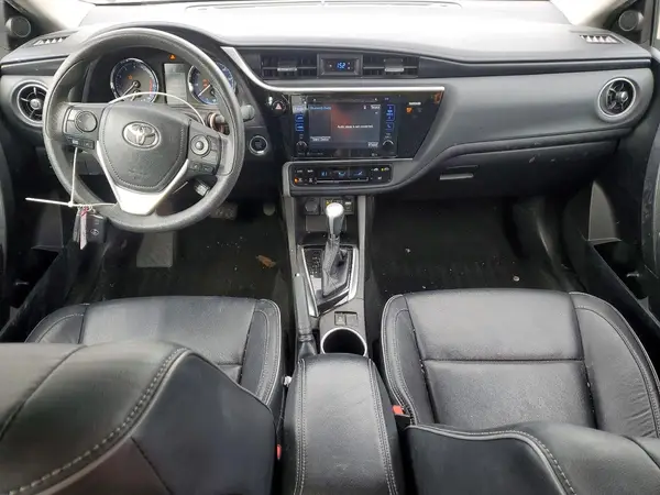 5YFBURHEXHP620096 2017 TOYOTA COROLLA - Image 8