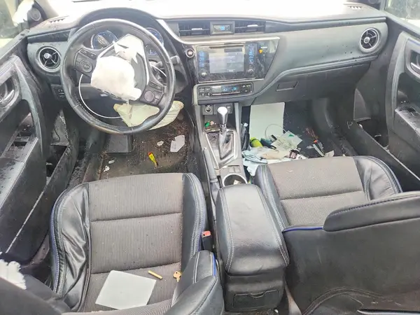 5YFBURHEXHP622429 2017 TOYOTA COROLLA - Image 8