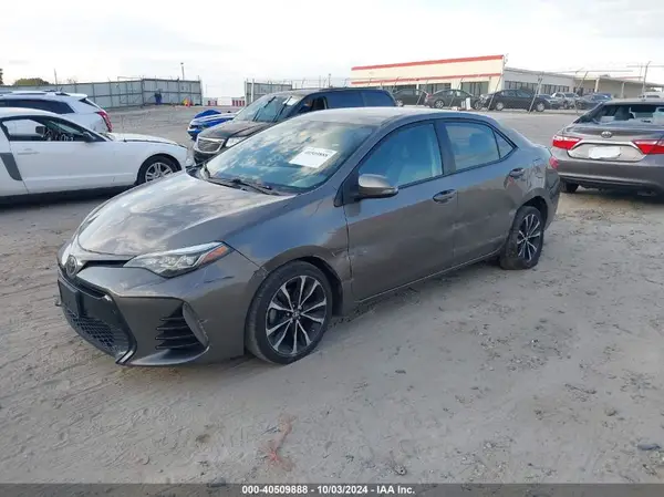 5YFBURHEXHP623306 2017 TOYOTA COROLLA - Image 2