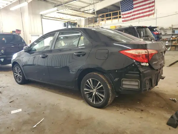 5YFBURHEXHP625251 2017 TOYOTA COROLLA - Image 2