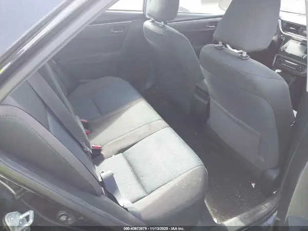 5YFBURHEXHP626867 2017 TOYOTA COROLLA - Image 8