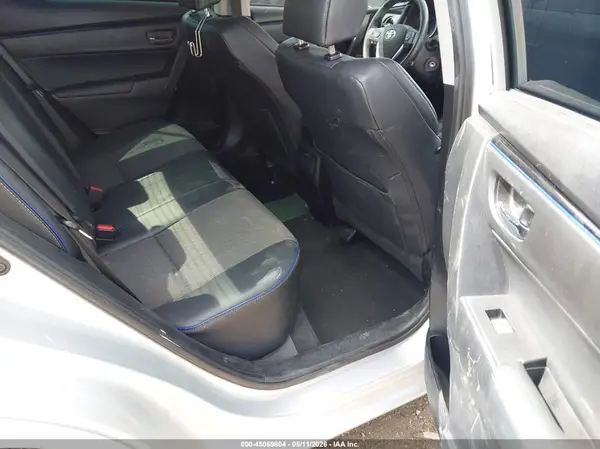5YFBURHEXHP628912 2017 TOYOTA COROLLA - Image 8
