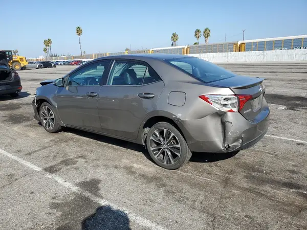 5YFBURHEXHP630613 2017 TOYOTA COROLLA - Image 2