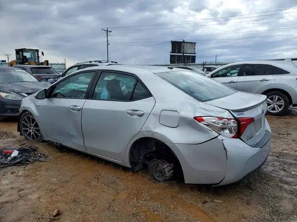 5YFBURHEXHP631096 2017 TOYOTA COROLLA - Image 2