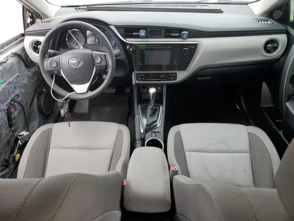 5YFBURHEXHP632099 2017 TOYOTA COROLLA - Image 8