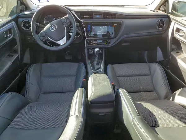 5YFBURHEXHP633124 2017 TOYOTA COROLLA - Image 8