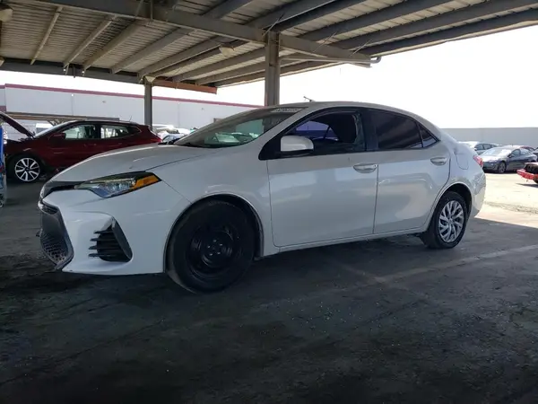 5YFBURHEXHP636234 2017 TOYOTA COROLLA - Image 1