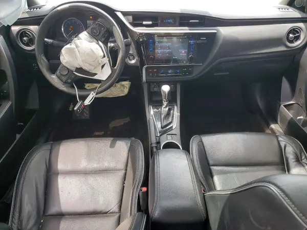 5YFBURHEXHP638212 2017 TOYOTA COROLLA - Image 8