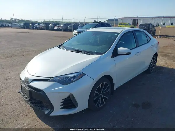 5YFBURHEXHP640087 2017 TOYOTA COROLLA - Image 2