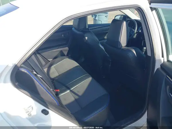 5YFBURHEXHP640087 2017 TOYOTA COROLLA - Image 8