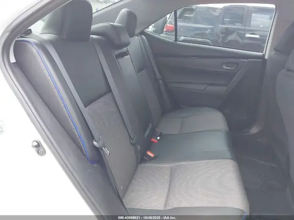 5YFBURHEXHP643040 2017 TOYOTA COROLLA - Image 8