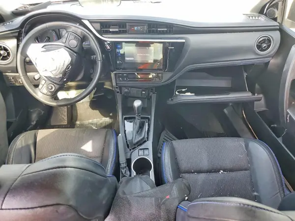 5YFBURHEXHP643510 2017 TOYOTA COROLLA - Image 8