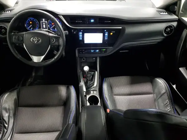 5YFBURHEXHP643748 2017 TOYOTA COROLLA - Image 8