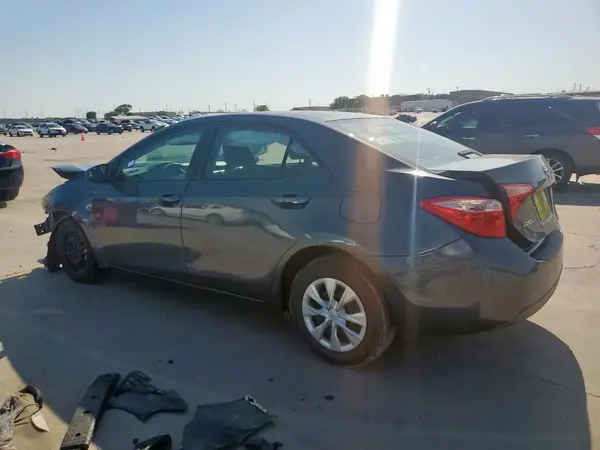5YFBURHEXHP644494 2017 TOYOTA COROLLA - Image 2